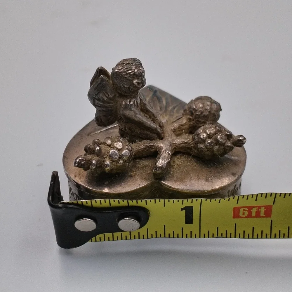 N/A silver scenes